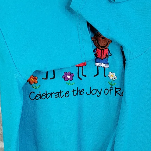 Celebrate the Joy of Reading Vintage Embroidered Children T-Shirt Youth Size M - Picture 7 of 12